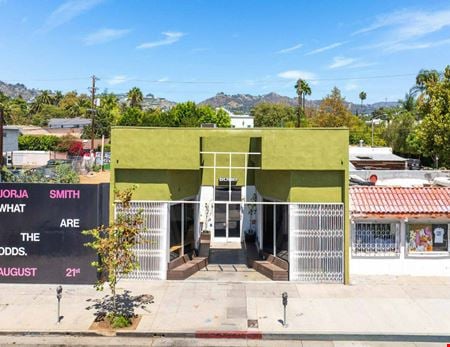 Retail space for Rent at 7703 Melrose Avenue in Los Angeles