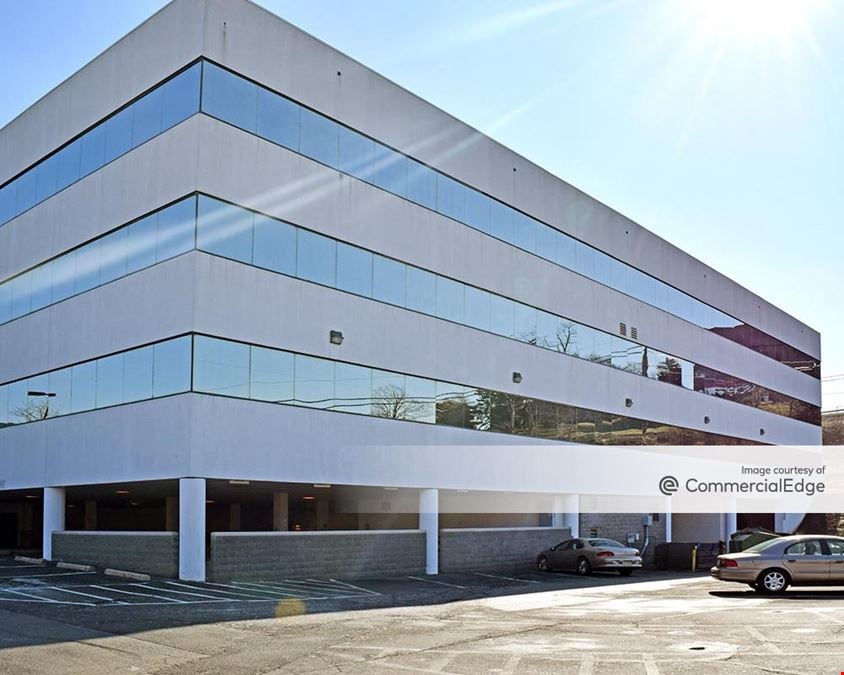 1 Marquis Corporate Center