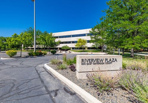 Riverview Plaza