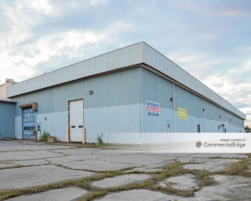 1033 Kings Hwy, Saugerties, NY 12477