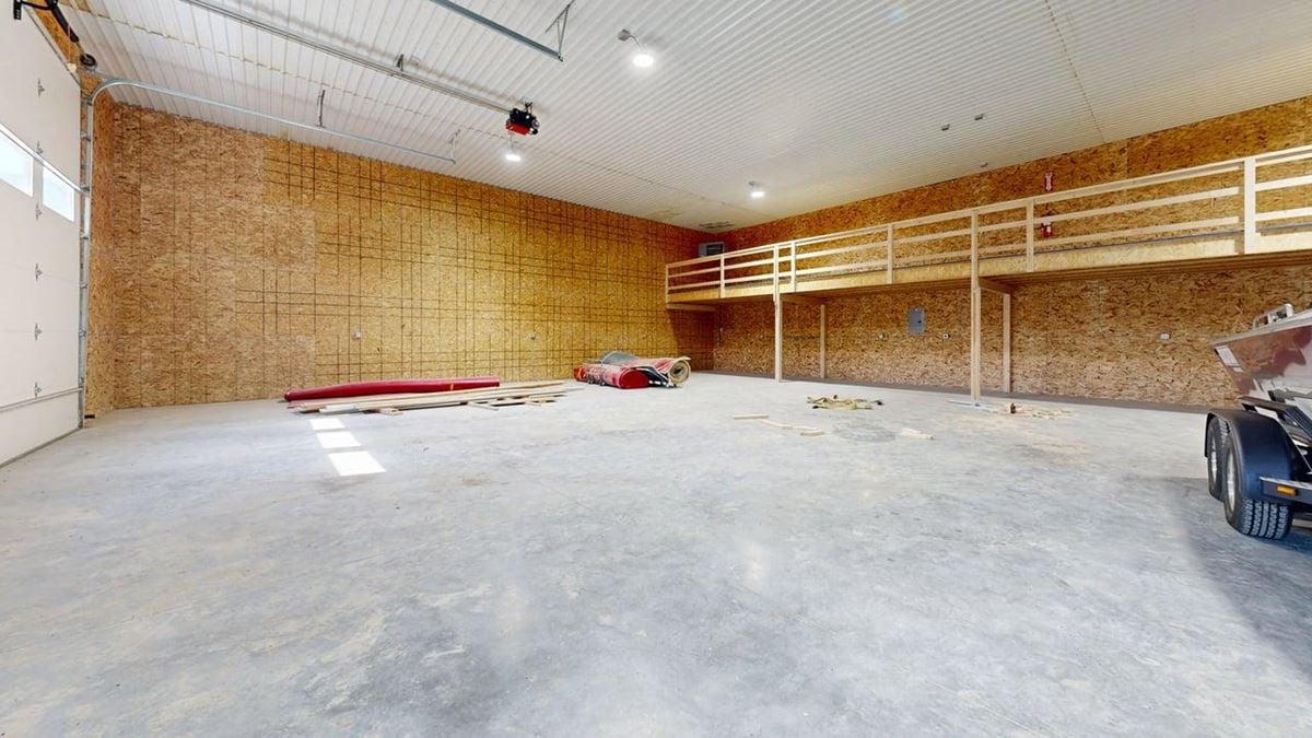 6836 Cowgirl Way