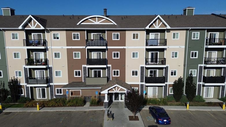 Pine Creek Manor