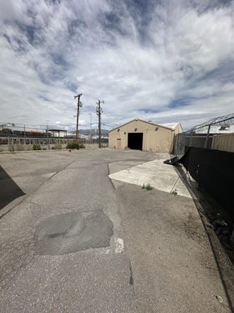 101 Industrial Avenue NE