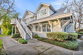 418 Aviation Blvd