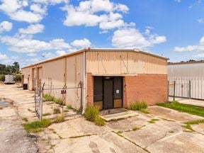 ±1,500 SF Office / Warehouse Suite Off Staring Lane