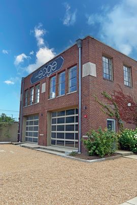200 28th Street South