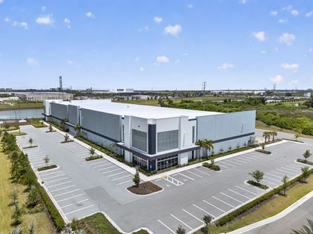 Industrial space for Rent at 2799 Gateway Centre Pkwy in St. Petersburg