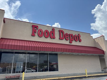 Retail space for Rent at 664 W Bankhead Hwy in Villa Rica
