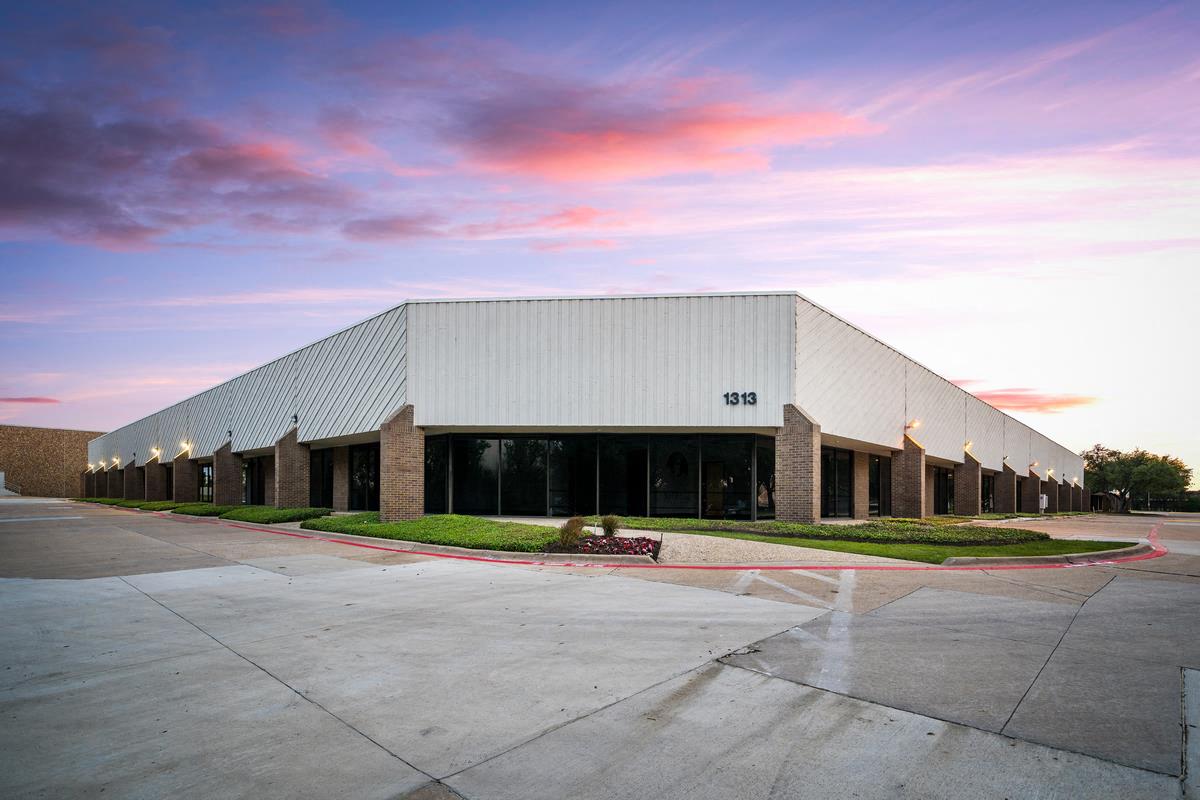 Valwood Business Center