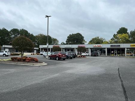 Retail space for Rent at 576 North Brindlee Mountain Parkway in Arab