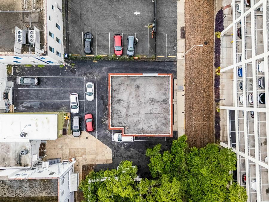 220 Palmetto Ave