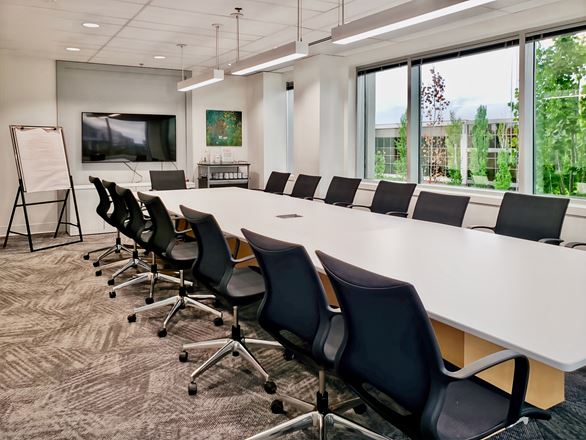 Regus - Calgary – Quarry Park