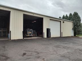 2,000+/- SF Warehouse/Light Manufacturing Space