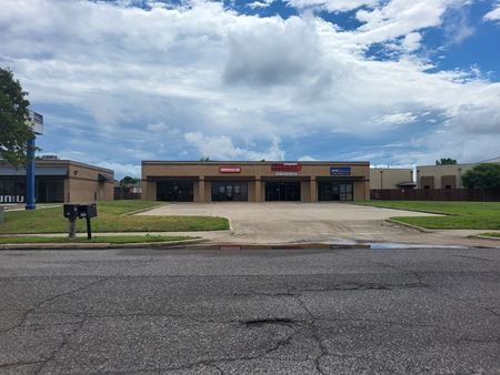 Retail space for Rent at 1161 Sonoma Park Dr in Norman
