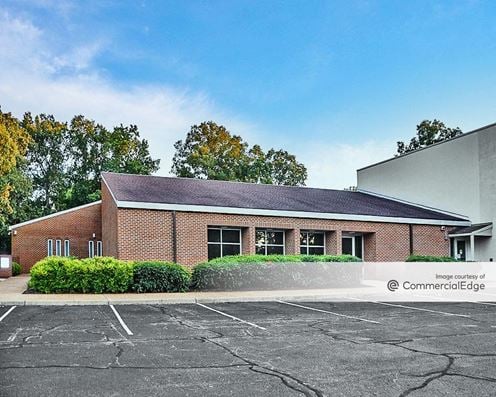 600 Southlake Blvd