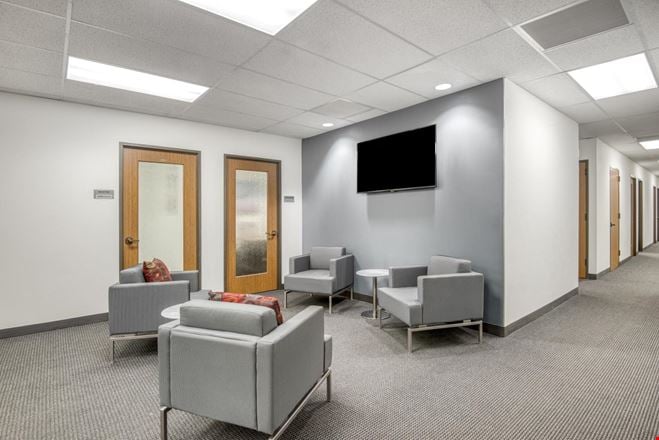 CT, Danbury - Lee Farm Corporate Park