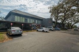 Amaby Plaza :: 2 Folios :: 25 Tenants :: 100% Occupied