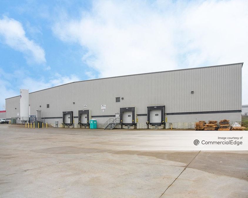 4085 Thunderbird Lane - 4085 Thunderbird Lane | Industrial Building