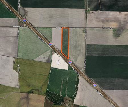 Commercial space for Sale at County Road 40 in Mathis