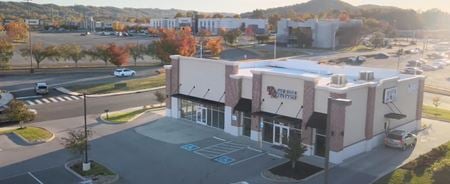 Retail space for Rent at 852 Main St in Oak Ridge