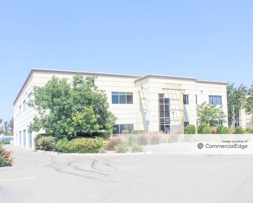 Livermore Airport Business Center II - 308-320 Stealth Court