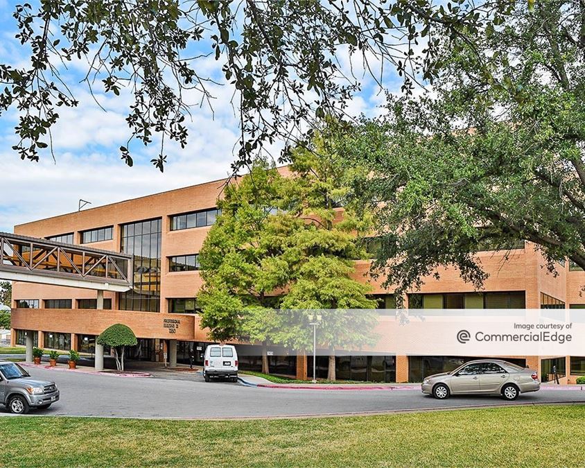 JPS Professional Office Complex 1350 South Main Avenue Office Building