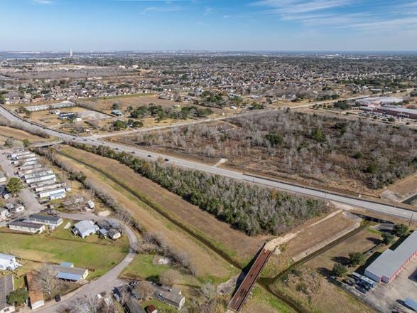 1.93 AC @ Egret Bay Boulevard & Webster Street, League City, Texas 77573