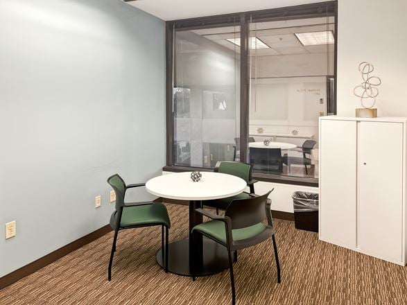 GA, Atlanta - One Paces West