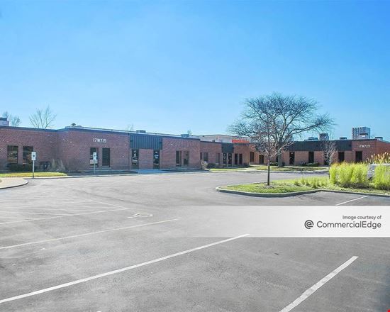 Oakbrook Terrace Business Center