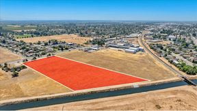 ±5.78 Acres of Commercial Development Land In Sanger, CA