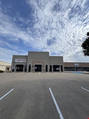 Cross Creek Shopping Center