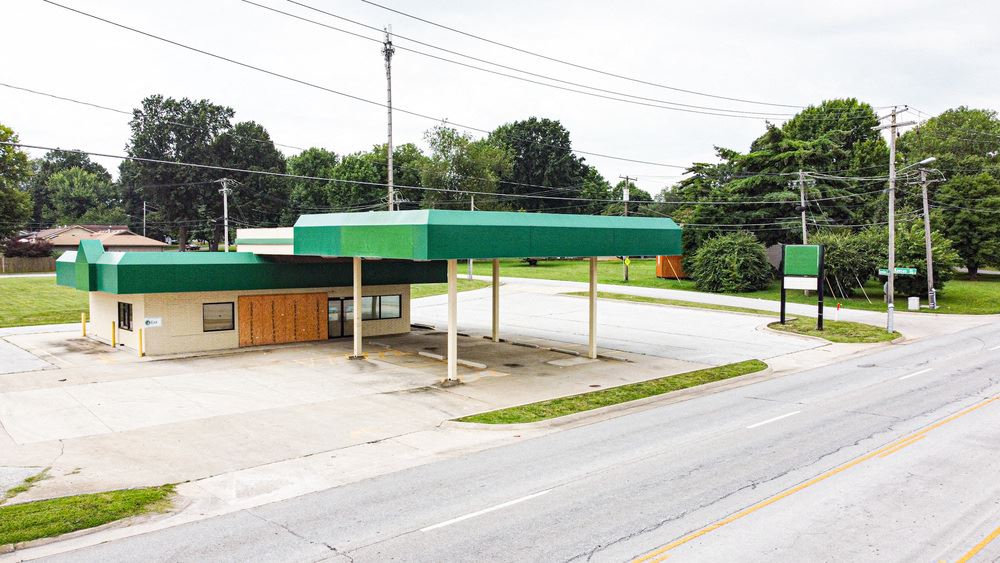 1536 W Sunshine St. 1536 W Sunshine St, Springfield, MO