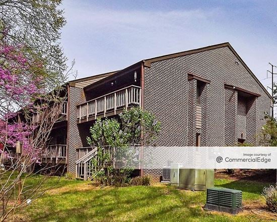 Sugar Oak Office Retreat