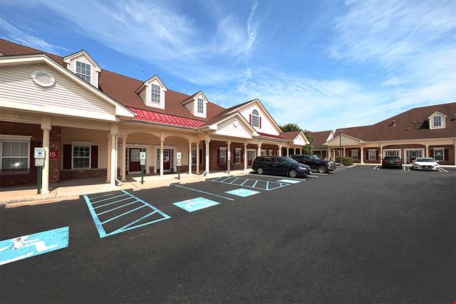 Branchburg Commons