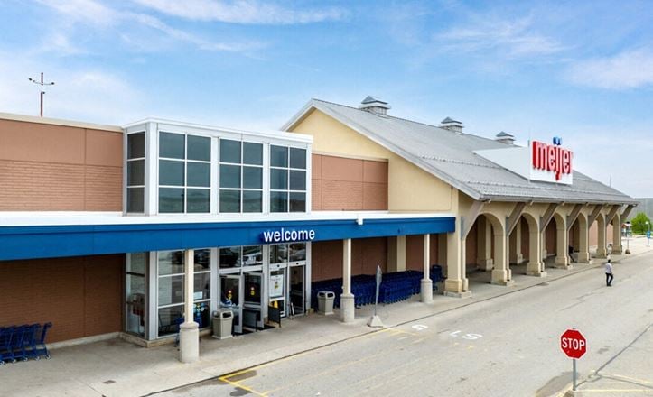 Retail space for Rent at 815 S. Randall Rd. in Elgin