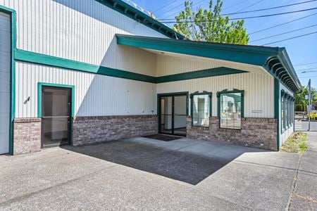 Photo of commercial space at 1625 SE Lafayette Street in Portland