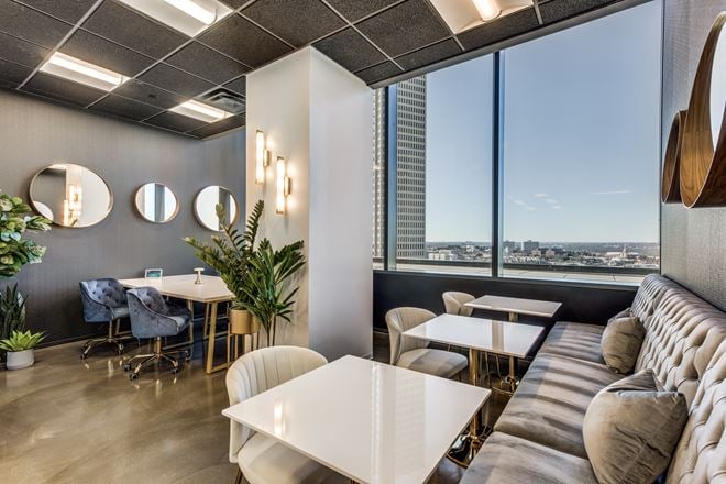 Lucid Private Offices - Lucid Private Office Forth Worth Downtown