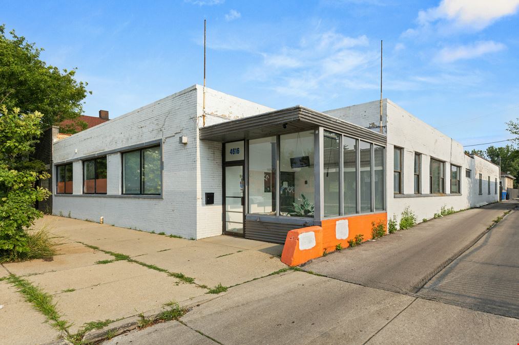 4614-16 West Fullerton Avenue