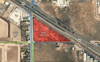 Hardcorner Highway 84 & N Quaker Avenue
