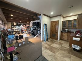 High-Demand Office-Warehouse Flex Suite (s)