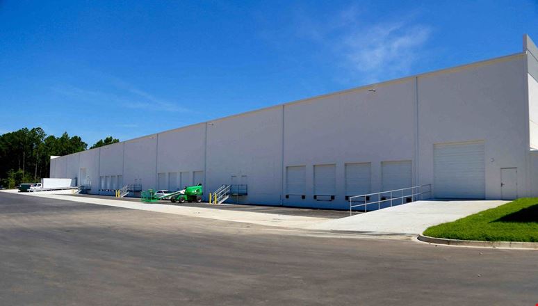 Atlas Commerce Center - 8351 Palmetto Commerce Parkway
