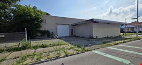 22520 Grand River