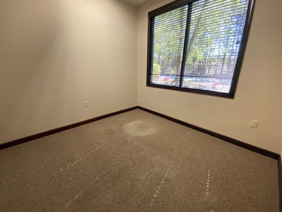 1034 Wildewood Centre Dr Suite B
