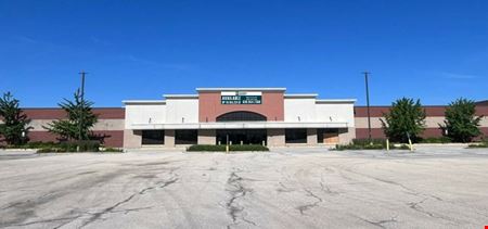 Photo of commercial space at NWC 75th Street & Woodward Avenue in Woodridge