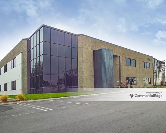 Warner Red Hill Business Park - 15991 Red Hill Avenue