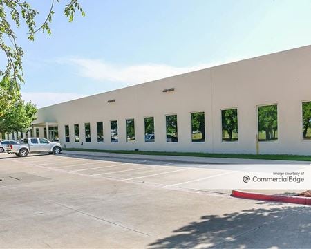 Offices of Austin Ranch - 5000 Plano Pkwy - Carrollton