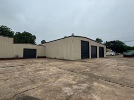 22,047 SF Auto / Industrial Facility