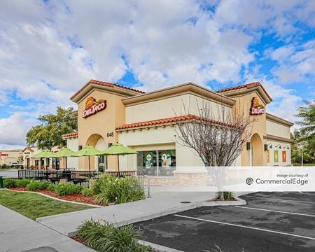 Retail space for Rent at 800 New Los Angeles Avenue in Moorpark