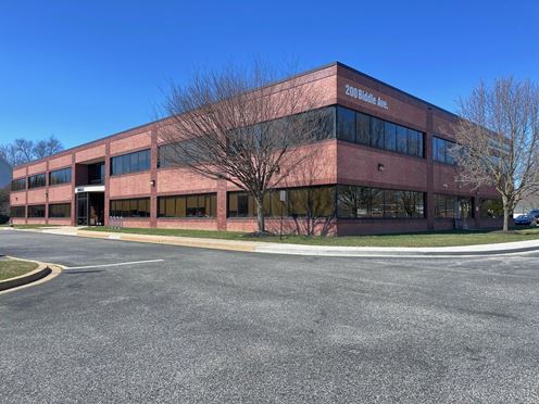 Springside Plaza: Biddle Building (200 Biddle)