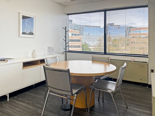 HQ - Reston - Commerce Park Dr